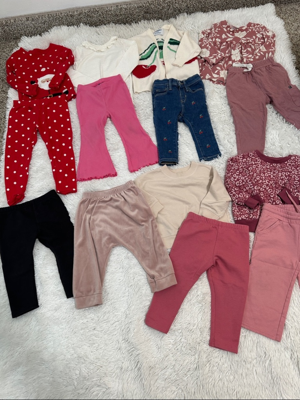 ⭐️ Bundle of 14 Girls Clothing Size 12-18 months